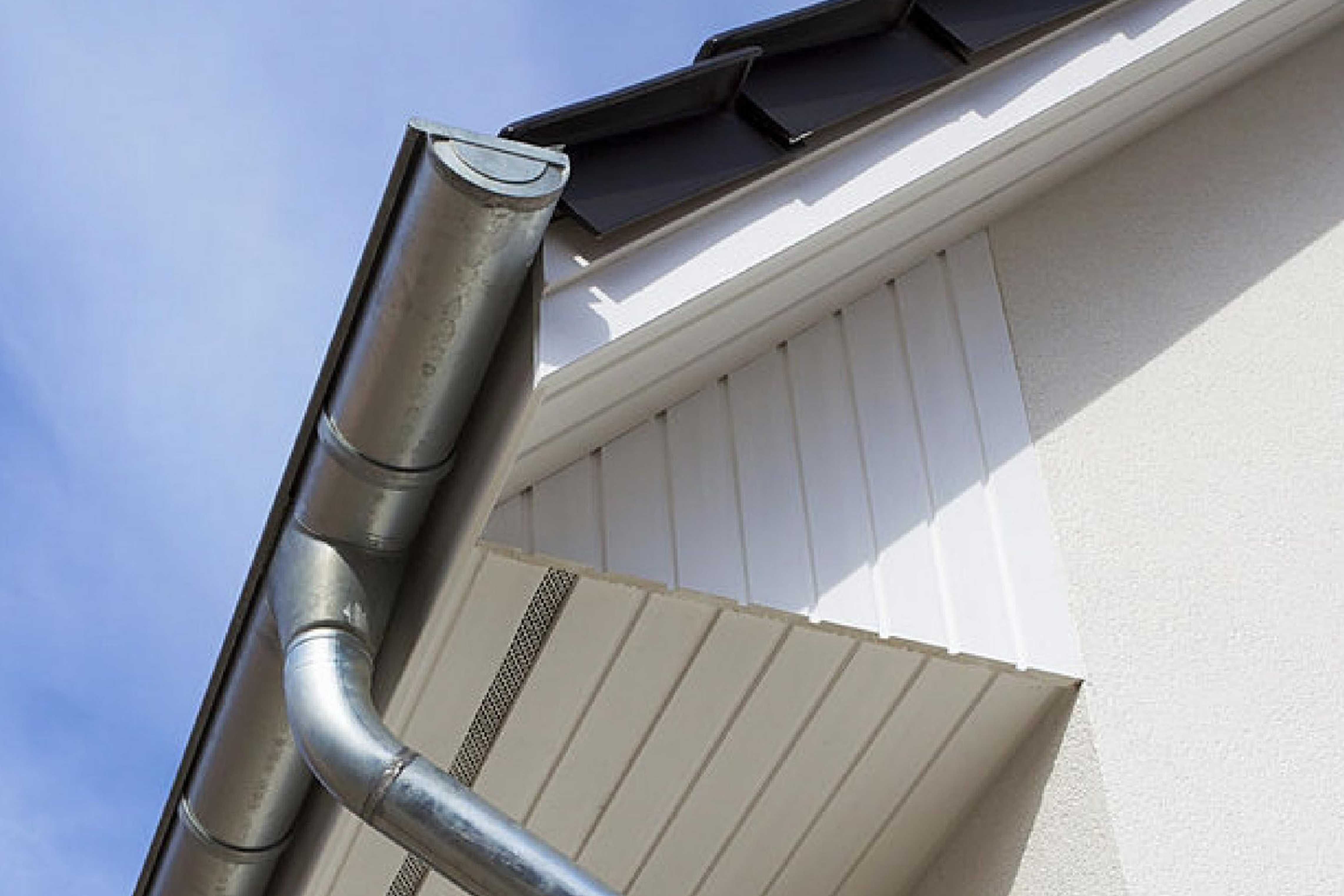 Remplacement du dessous de toit